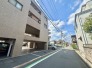五感で感じる、現地でしかわからない事も沢山ございます。周辺環境なども一緒にご案内いたしますのでお気軽にお問合せください。
