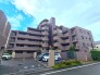徒歩圏内に買い物施設が多数ある立地でありながら、周囲は閑静な住宅街です。 10m