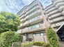 商業施設が徒歩圏内に充実、日々のお買い物も安心な環境です。

