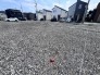 3号棟 明るい青空の下に広がる整地された土地。閑静な住宅街の一角にあり、理想の住まいを叶える広さです
