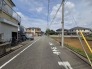 C号棟 戸建てが立ち並ぶ静かな住宅街。四季折々の移り変わりを感じながら自然と楽しみ、暮らす、そんな毎日を日々の中で感じられる住環境
