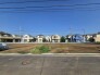 D号棟 五感で感じる、現地でしかわからない事も沢山ございます。周辺環境なども一緒にご案内いたしますのでお気軽にお問合せください。
