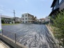 1号地 戸建てが立ち並ぶ静かな住宅街。四季折々の移り変わりを感じながら自然と楽しみ、暮らす、そんな毎日を日々の中で感じられる住環境
