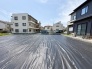 1号地 戸建てが立ち並ぶ静かな住宅街。四季折々の移り変わりを感じながら自然と楽しみ、暮らす、そんな毎日を日々の中で感じられる住環境
