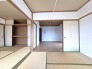 和室があるとやはりどこか心落ち着いてしまいます。客間としてもちょうど良い約4.5帖。
