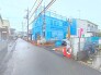 前面道路は周辺住民以外の交通が無く、安全で閑静な住環境が保たれやすい立地です。