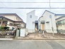 2号棟 陽ざしが差込む明るいバルコニー。奥行きのあるバルコニーはお洗濯時に助かります。
