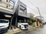 戸建てが立ち並ぶ静かな住宅街。四季折々の移り変わりを感じながら自然と楽しみ、暮らす、そんな毎日を日々の中で感じられる住環境
