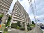 商業施設が徒歩圏内に充実、日々のお買い物も安心な環境です。
