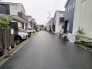6m幅員の道路に面しておりお車の運転が苦手な方でも安心して出入りいただけます。
