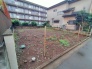 戸建てが立ち並ぶ静かな住宅街。四季折々の移り変わりを感じながら自然と楽しみ、暮らす、そんな毎日を日々の中で感じられる住環境
