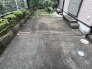 戸建てならではのお庭スペース。ガーデニング、お子様のプールなど、、、、様々な楽しみ方ができるプライベート空間。ご家族皆さままで思いっきりお楽しみください。
