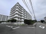 五感で感じる、現地でしかわからない事も沢山ございます。周辺環境なども一緒にご案内いたしますのでお気軽にお問合せください。
