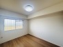 4.9帖の洋室です。