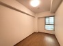 衣類の整理整頓に嬉しいクローゼット付きのお部屋。お子様のお部屋としても便利です。

