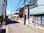 戸建てが立ち並ぶ静かな住宅街。四季折々の移り変わりを感じながら自然と楽しみ、暮らす、そんな毎日を日々の中で感じられる住環境
 10m