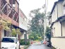 前面道路は通り抜けができないため、交通量が少なく静かな住環境です。
