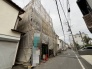 商業施設が徒歩圏内に充実、日々のお買い物も安心な環境です。
