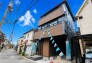 戸建てが立ち並ぶ静かな住宅街。四季折々の移り変わりを感じながら自然と楽しみ、暮らす、そんな毎日を日々の中で感じられる住環境

