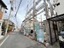 戸建てが立ち並ぶ静かな住宅街。四季折々の移り変わりを感じながら自然と楽しみ、暮らす、そんな毎日を日々の中で感じられる住環境
