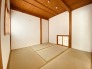 和室があるとやはりどこか心落ち着いてしまいます。客間としてもちょうど良い約4.5帖。
