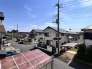 窓から眺める風景は一日の疲れを癒すヒーリングを奏でる、心地の良い時間を演出してくれます。室内も重要ですが、周りの環境もマイホーム選びの大事なポイント
