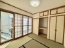 和室があるとやはりどこか心落ち着いてしまいます。客間としてもちょうど良い約4.5帖。
