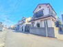 周囲は閑静な住宅街です。 10m