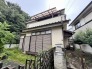 南側のゆったりとしたお庭、南西側はトトロの森６０号地に続く緑あふれる雑木林です
