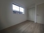 衣類の整理整頓に嬉しいクローゼット付きのお部屋。お子様のお部屋としても便利です。
