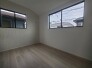 2面採光を確保した明るい室内は、爽やかな風を感じる居心地の良い空間です。
