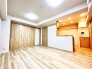 家族が一番集まる場所だから広々としつつも素敵な空間であって欲しい。皆がくつろぐリビングからキッチンまでが一つに繋がる空間。

