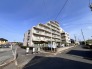 五感で感じる、現地でしかわからない事も沢山ございます。周辺環境なども一緒にご案内いたしますのでお気軽にお問合せください。
