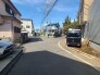 戸建てが立ち並ぶ静かな住宅街。四季折々の移り変わりを感じながら自然と楽しみ、暮らす、そんな毎日を日々の中で感じられる住環境
