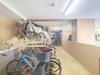 敷地内に屋根付きの駐輪場あり。