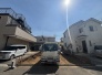 戸建てが立ち並ぶ静かな住宅街。四季折々の移り変わりを感じながら自然と楽しみ、暮らす、そんな毎日を日々の中で感じられる住環境
