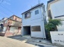 戸建てが立ち並ぶ静かな住宅街。四季折々の移り変わりを感じながら自然と楽しみ、暮らす、そんな毎日を日々の中で感じられる住環境
