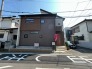 戸建てが立ち並ぶ静かな住宅街。四季折々の移り変わりを感じながら自然と楽しみ、暮らす、そんな毎日を日々の中で感じられる住環境
