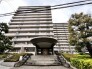 商業施設が徒歩圏内に充実、日々のお買い物も安心な環境です。
