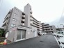 シンプルで端正なフォルムが、日常に心地よい安心感をもたらしてくれる住まいとなっています
