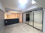 リビングは家具の配置も思いのまま。自由度が高い設計です。
