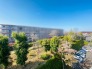 窓から眺める風景は一日の疲れを癒すヒーリングを奏でる、心地の良い時間を演出してくれます。室内も重要ですが、周りの環境もマイホーム選びの大事なポイント
