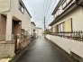 戸建てが立ち並ぶ静かな住宅街。四季折々の移り変わりを感じながら自然と楽しみ、暮らす、そんな毎日を日々の中で感じられる住環境
