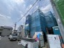 前面道路は広く、駐車がしやすいです。駐車スペース2台分ございます。
