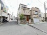 穏やかな街並みに佇む、心地よい邸宅
