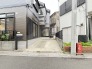 カースペースは1台駐車できます。車庫の出し入れのしやすさなど、実際に現地にてご確認ください。
