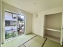 和室があるとやはりどこか心落ち着いてしまいます。客間としてもちょうど良い約4.5帖。
