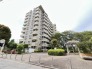 窓から眺める風景は一日の疲れを癒すヒーリングを奏でる、心地の良い時間を演出してくれます。室内も重要ですが、周りの環境もマイホーム選びの大事なポイント
