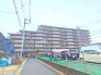 周囲は閑静な住宅街です。 50m