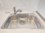 キッチンシンクには、いつでも綺麗なお水が利用できる浄水機能付き水栓を装備！